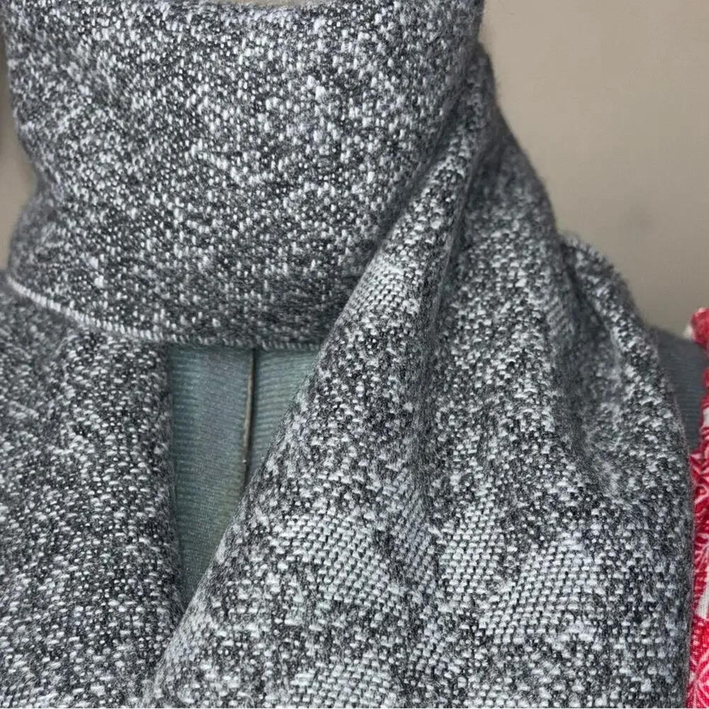 NWT Cejon Women's Gray Scarf Snowflake Pattern Heather Gray w/ fringe wrap scarf